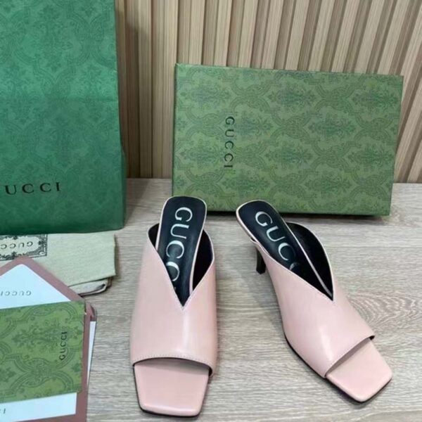 Gucci Women GG Mid-Heel Open Toe Pump Light Pink Leather Square Toe (6)