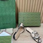 Gucci Women Interlocking G Cut Out Slide Sandal Beige Black Python Print Leather Flat – Bild 7