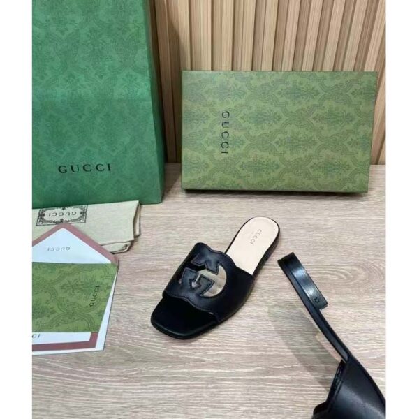 Gucci Women Interlocking G Cut Out Slide Sandal Black Leather Flat (9)