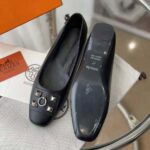 Hermes Women Danseuse Ballet Flat in Calfskin Leather-Black – Image 8