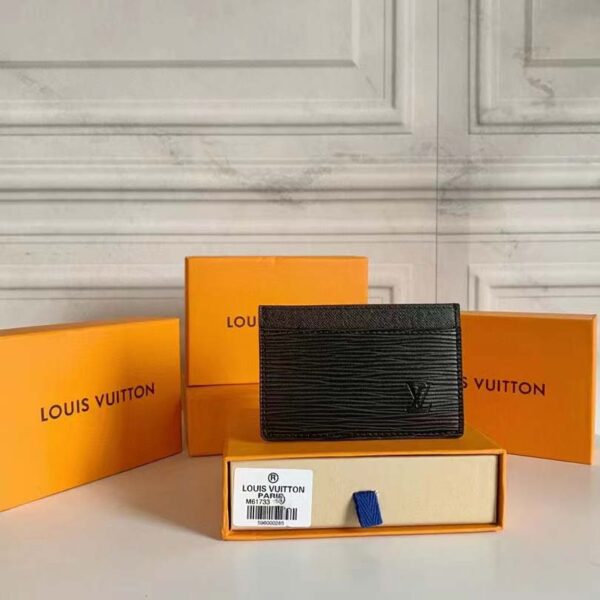 Louis Vuitton LV Unisex Card Holder Wallet Black Epi leather (10)