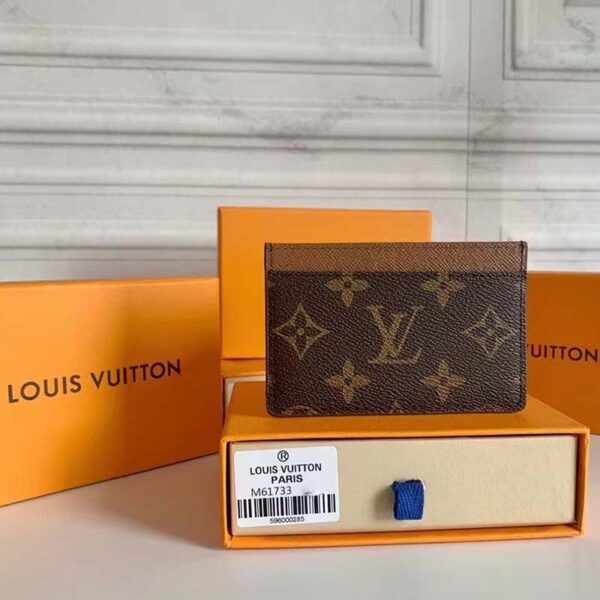 Louis Vuitton LV Unisex Card Holder Wallet Brown Monogram Coated Canvas (1)