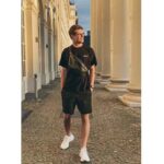 Louis Vuitton LV Unisex Discovery Bumbag PM Monogram Shadow Calf Cowhide Leather – Image 13