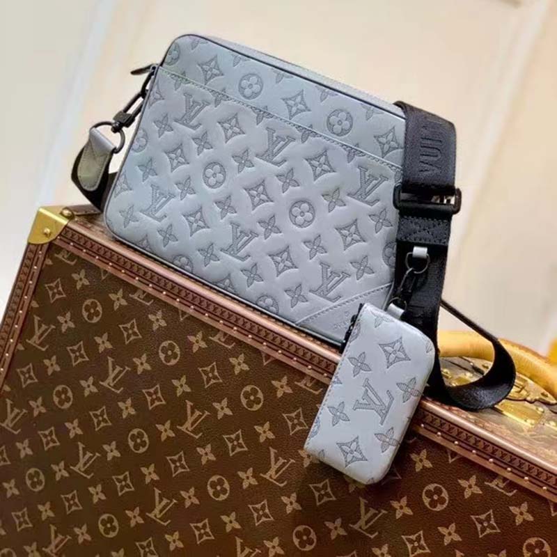 NWT Authentic LOUIS VUITTON Monogram VIRGIL Shadow Duo Messenger Bag Light  Grey