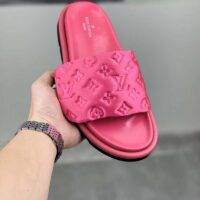 Louis Vuitton LV Unisex Pool Pillow Flat Comfort Mule Fuchsia Pink Monogram (1)