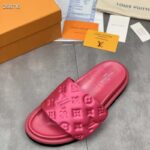 Louis Vuitton LV Unisex Pool Pillow Flat Comfort Mule Fuchsia Pink Monogram - immagine 2