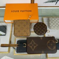 Louis Vuitton LV Unisex Trio Pouch Monogram Giant Mini Coated Canvas Cowhide (2)