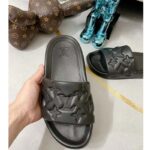 Louis Vuitton LV Unisex Waterfront Mule Black Monogram Embossed Rubber Waterproof - immagine 8