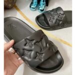 Louis Vuitton LV Unisex Waterfront Mule Black Monogram Embossed Rubber Waterproof - immagine 6