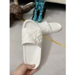 Louis Vuitton LV Unisex Waterfront Mule White Monogram Embossed Rubber Waterproof - Bild 9