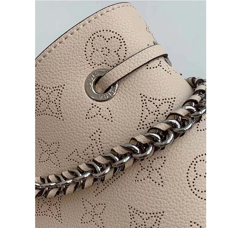 Louis Vuitton Cléa Wallet Beige Mahina