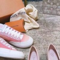 Louis Vuitton LV Women Charlie sneaker Rose Clair Pink Recycled Rubber LV Initials (3)