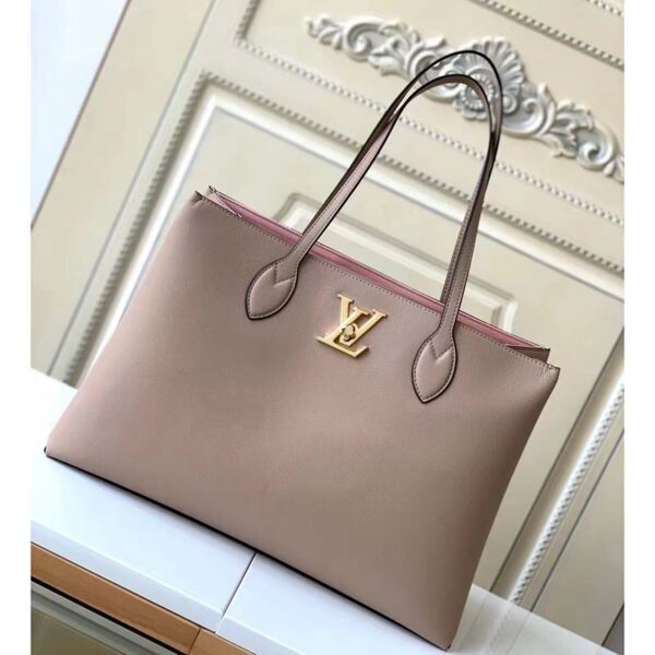 Louis Vuitton LV Women Lockme Shopper Beige Greige Grained Calf Leather (4)