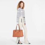 Louis Vuitton LV Women Lockme Shopper Chataigne Brown Grained Calf Leather – Image 13