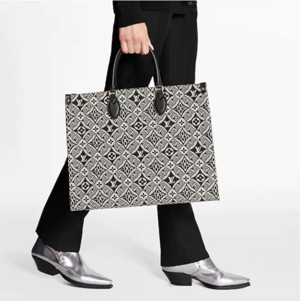Louis Vuitton LV Women Since 1854 OnTheGo GM Tote Gray Cowhide Leather (5)