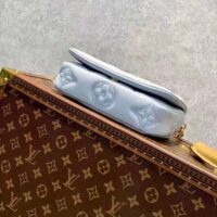 Louis Vuitton LV Women Wallet On Strap Bubblegram Blue Monogram Embroidered Quilted Calf (5)