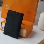 Louis Vuitton Unisex LV Pocket Organizer Black Taurillon Leather Cowhide Leather - Bild 3