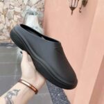 Prada Women Foam Rubber Mules With Embossed Rubber Triangle Logo-Black - Bild 7