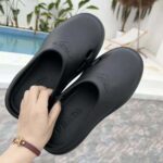 Prada Women Foam Rubber Mules With Embossed Rubber Triangle Logo-Black - Bild 5