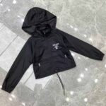 Prada Women Light Re-Nylon Rain Jacket-Black - Imagen 3