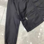 Prada Women Light Re-Nylon Rain Jacket-Black - Imagen 8