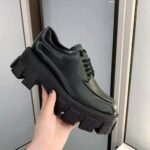 Prada Women Monolith Brushed Calf Leather Lace-Up Shoes-Black - Bild 4