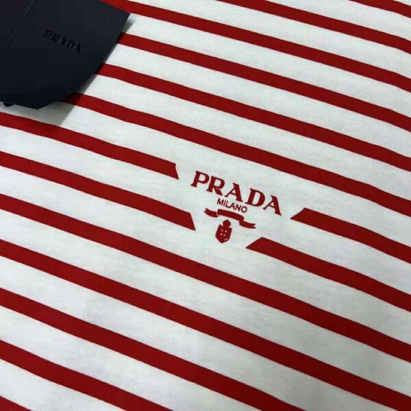 Prada Women Printed Interlock T-shirt-Red (7)
