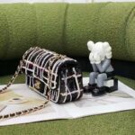 Chanel Women CC Classic Handbag Embroidered Satin Sequins Gold-Tone Metal - Bild 6