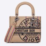 Sac Dior Unisexe CD Medium Lady D-Lite en toile de jute beige brodée motif Dior Union