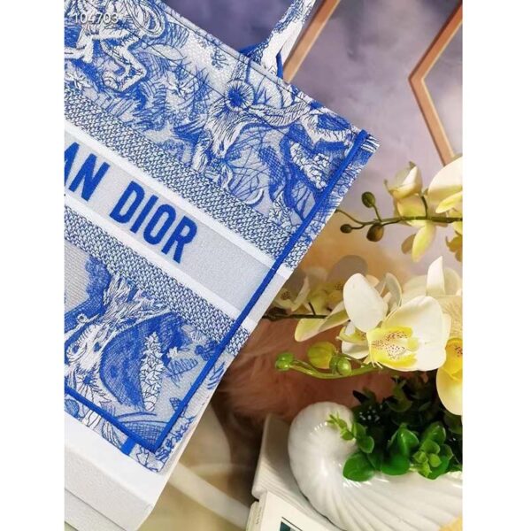 Dior Women CD Medium Book Tote Fluorescent Blue Toile De Jouy Reverse Embroidery (3)