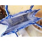 Dior Unisex CD Medium Book Tote Fluorescent Blue Toile De Jouy Reverse Embroidery - Imagen 6