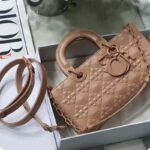 Dior Women Lady D-Joy Bag Natural Cannage Lambskin – Bild 2