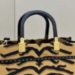 Fendi Unisex Fendi Sunshine Medium Shopper Bag Spring Festival Capsule Collection - immagine 11