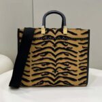 Fendi Unisex Fendi Sunshine Medium Shopper Bag Spring Festival Capsule Collection - immagine 3