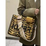 Fendi Unisex Fendi Sunshine Medium Shopper Bag Spring Festival Capsule Collection - immagine 15