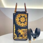 Fendi Women Fendi Sunshine Medium Fendace Printed FF Leather Shopper - Image 7