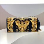 Fendi Women Fendi Sunshine Medium Fendace Printed FF Leather Shopper - Image 6