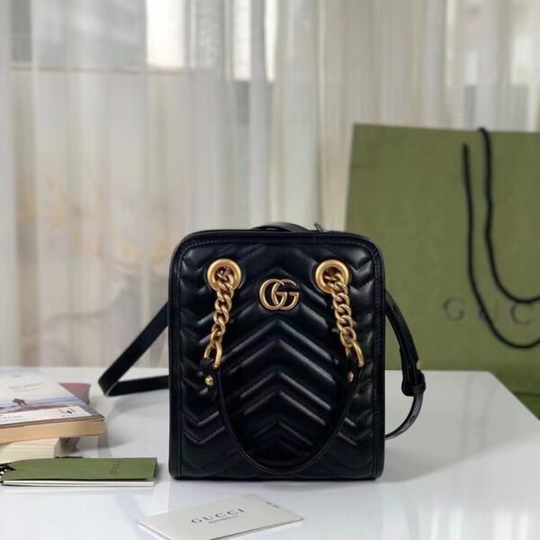 Gucci Women GG Marmont Matelassé Mini Bag Black Chevron Leather (7)