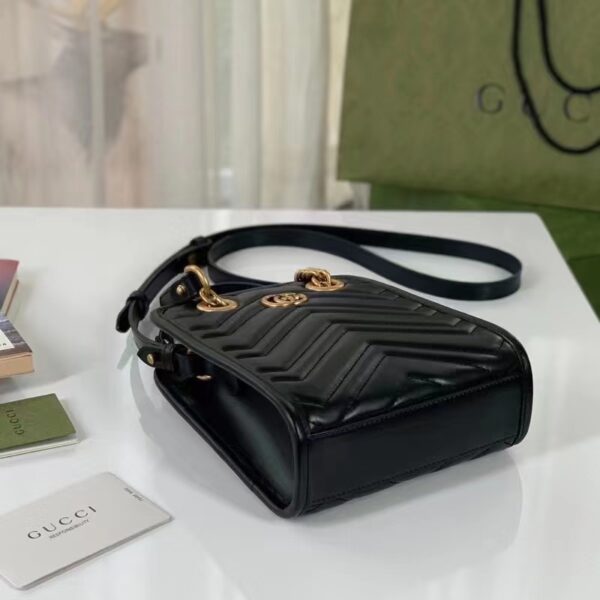 Gucci Women GG Marmont Matelassé Mini Bag Black Chevron Leather (8)