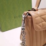 Gucci Women GG Marmont Mini Top Handle Bag Brown Matelassé Leather Double G - Imagen 8