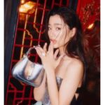 Gucci Women Jackie 1961 Lamé Mini Bag Silver Lamé Leather – Bild 17