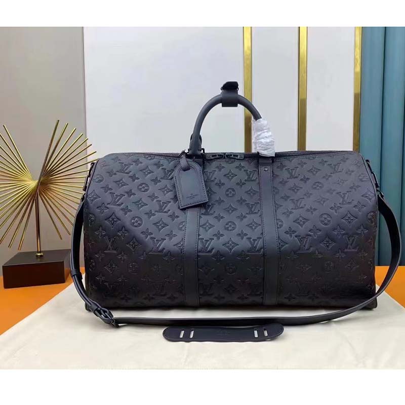 Louis Vuitton Black Monogram Shadow Leather Keepall Bandoulière 50 For Sale  at 1stDibs  keepall bandoulière 50 black, lv keepall 50 black, louis  vuitton keepall monogram bandouliere 50 black