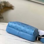 Louis Vuitton LV Unisex Outdoor Messenger Navy Blue Taiga Cowhide Leather Monogram Canvas – Image 4