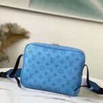 Louis Vuitton LV Unisex Outdoor Messenger Navy Blue Taiga Cowhide Leather Monogram Canvas – Image 3