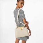 Louis Vuitton LV Women Capucines MM Handbag Yellow Beige Taurillon Leather Canvas - Imagen 13