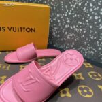 Louis Vuitton LV Women Magnetic Flat Mule Fuchsia Pink Lambskin Leather Outsole – Bild 9