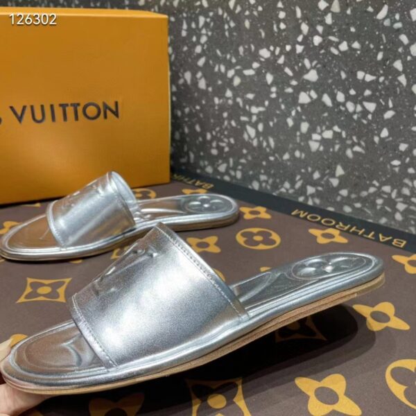 Louis Vuitton LV Women Magnetic Flat Mule Silver Lambskin Leather Outsole (1)