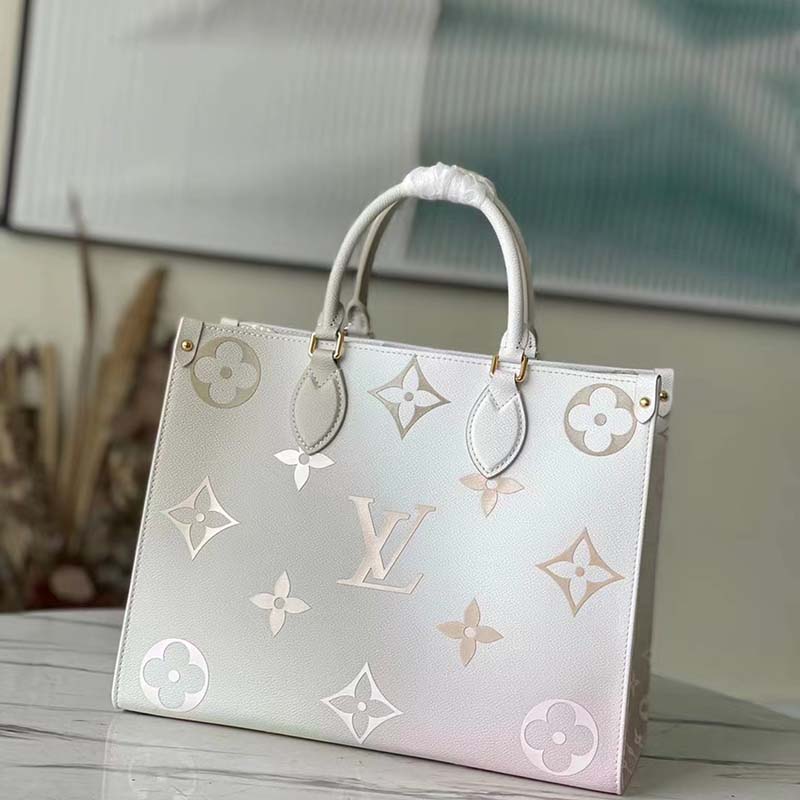 Túi Louis Vuitton OnTheGo MM Tote 'Sunset Khaki' M20510