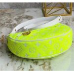 Louis Vuitton Women Loop Half-Moon Baguette Bag Yellow Monogram Jacquard Velvet - Imagen 6