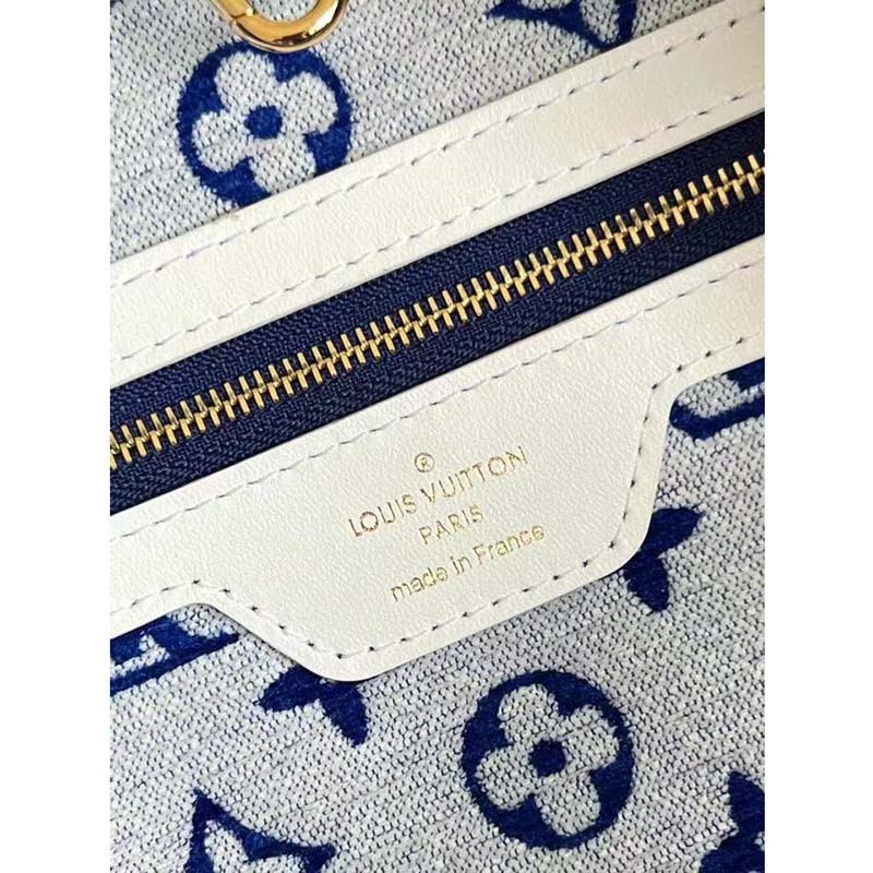 LOUIS VUITTON Cowhide Monogram Bandana Journey Tote Blue White 1267980